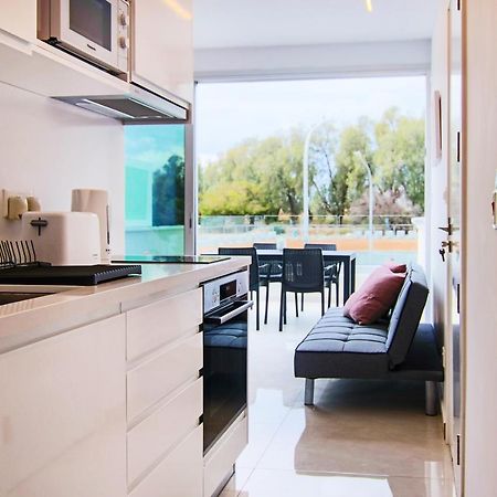 Апартаменти Phaedrus Living - Seaside Luxury Flat Harbour 103 Пафос Екстер'єр фото